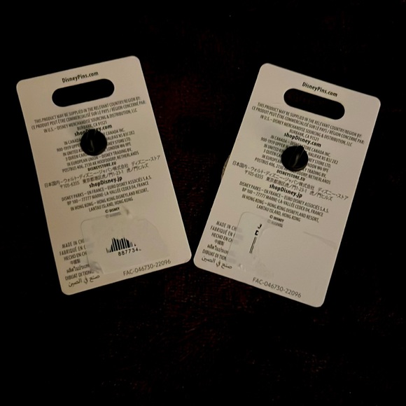 Disney 2PC/Set of Marvel Pins Brand New limited edition - Picture 2 of 2